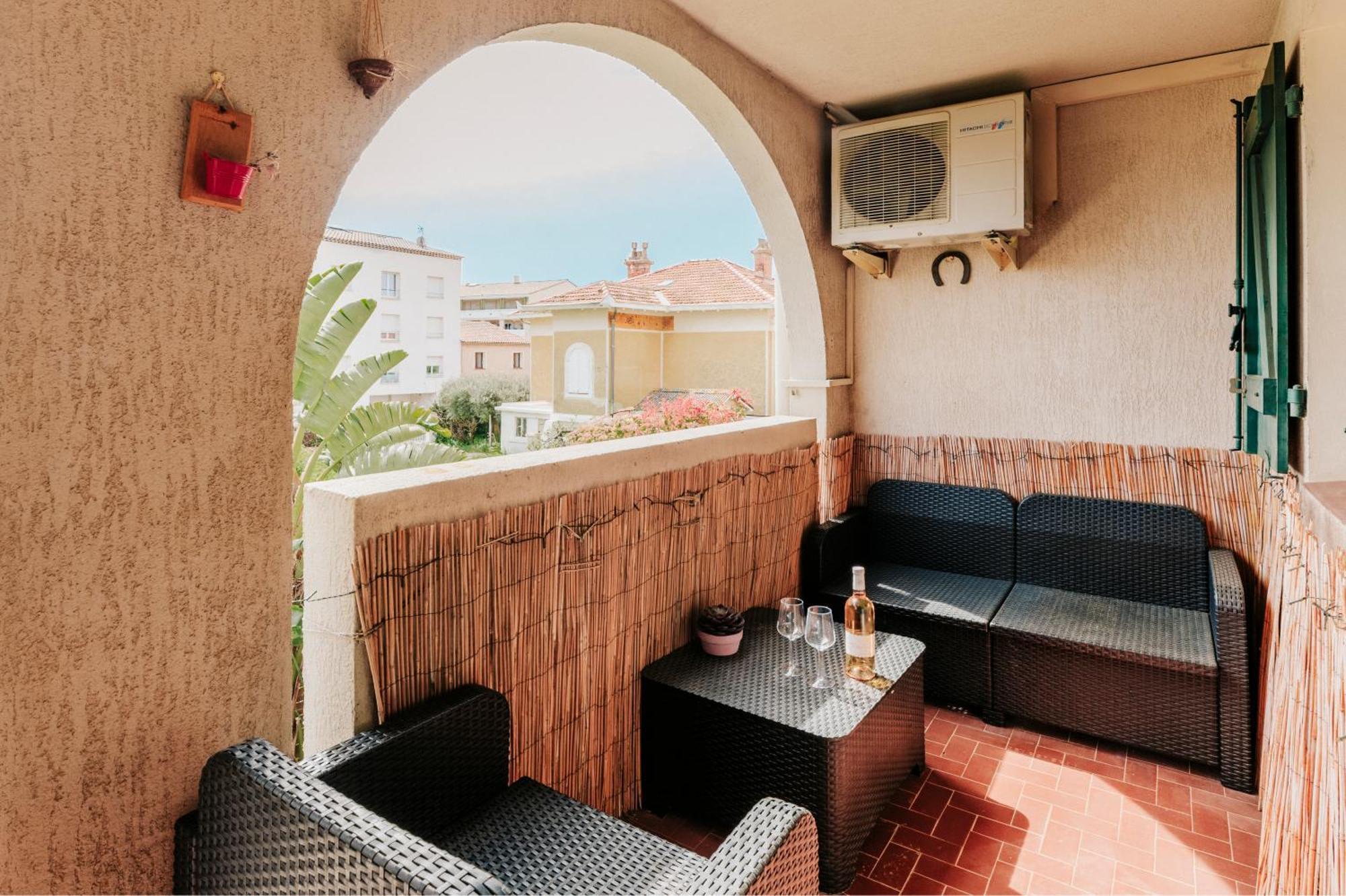 Netflix - Lit Queen Size - Terrasse Plein Sud - Climatisation - 2'Centre-Ville - 6'Mer - Parking Prive - 56M2 - L'Olivine - Offre Speciale Ла-Лонд-ле-Мор Экстерьер фото